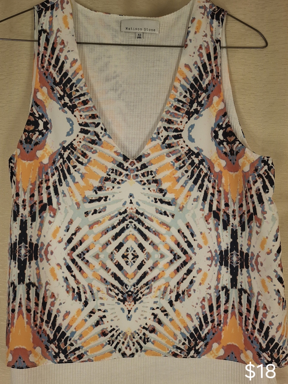 V-Neck Printed Tank Top in Multicolor
